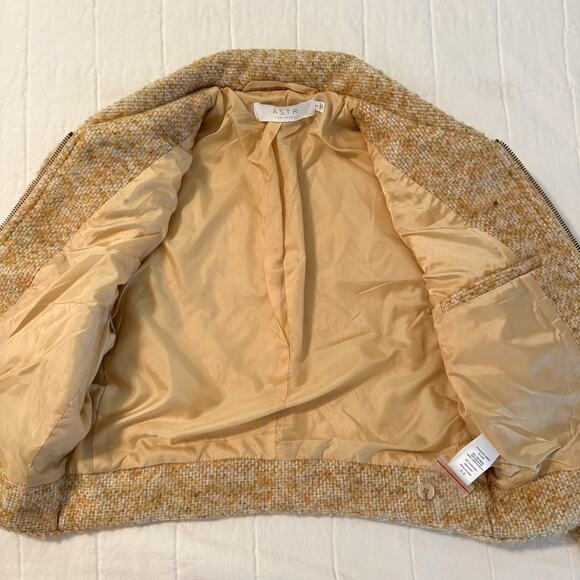 NWT ASTR The Label Lindsay Cropped Jacket YELLOW Sz SMALL $124‎ MSRP - Picture 4 of 11